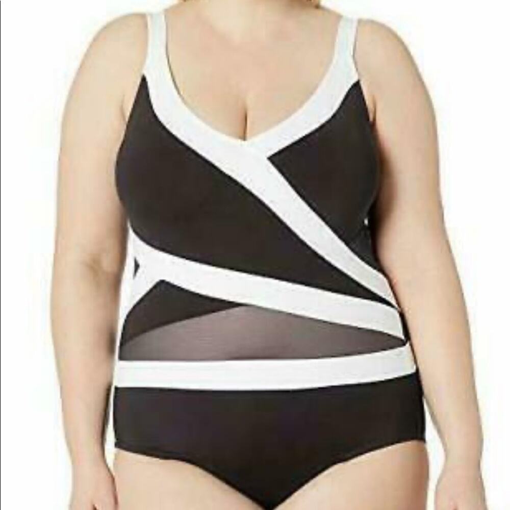 Anne Cole Colorblock Mesh VNeck One Piece Swimsuit